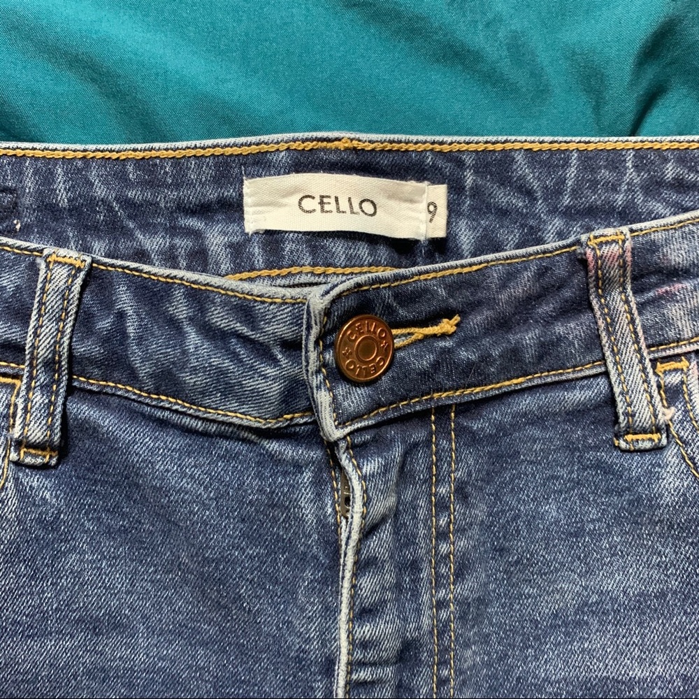 Jeans - Picture 2 of 6